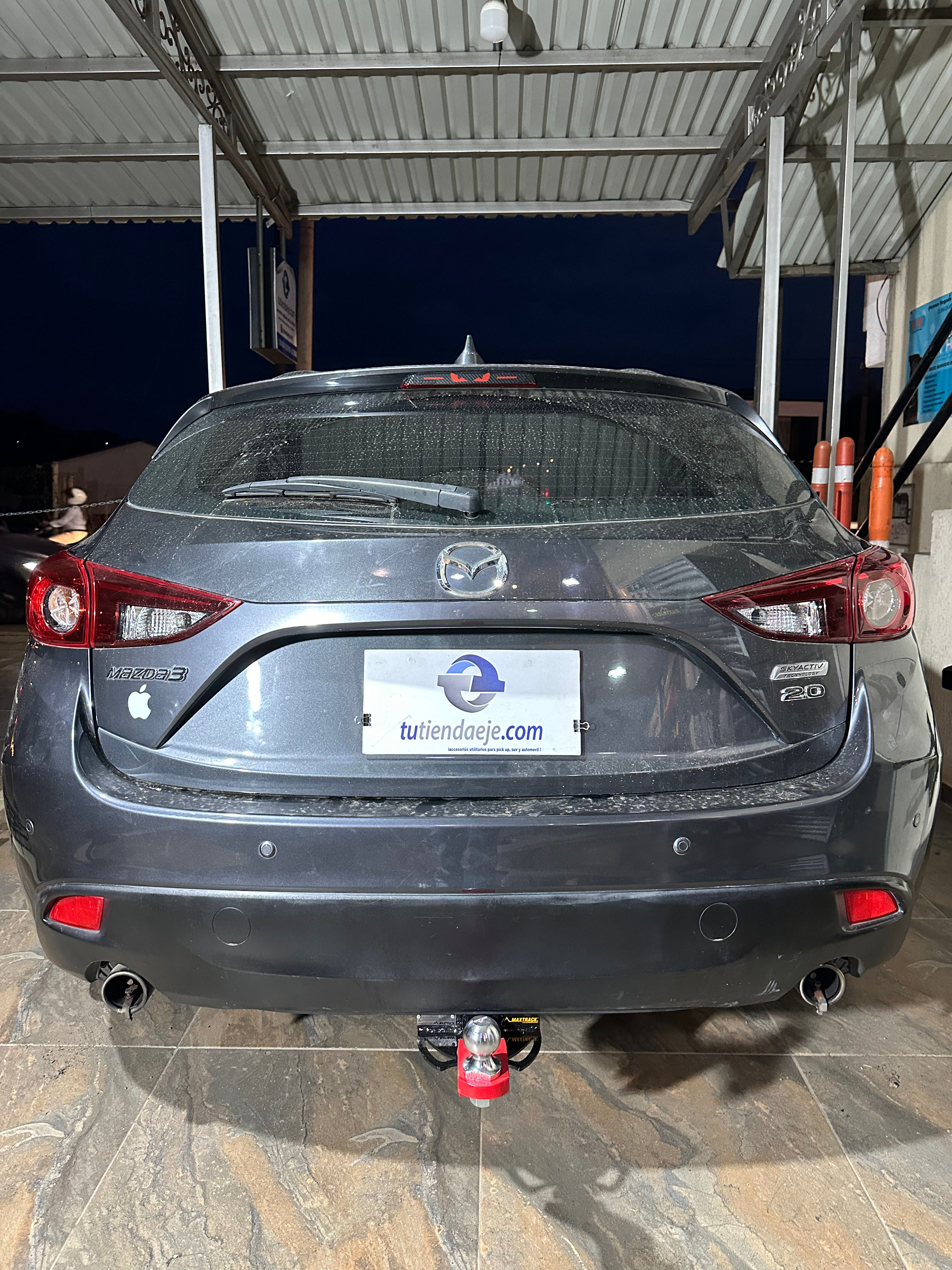 Tiro de Arrastre Maxtrack para Mazda 3 Hatchback (2015 - 2020) + Kit de Remolque