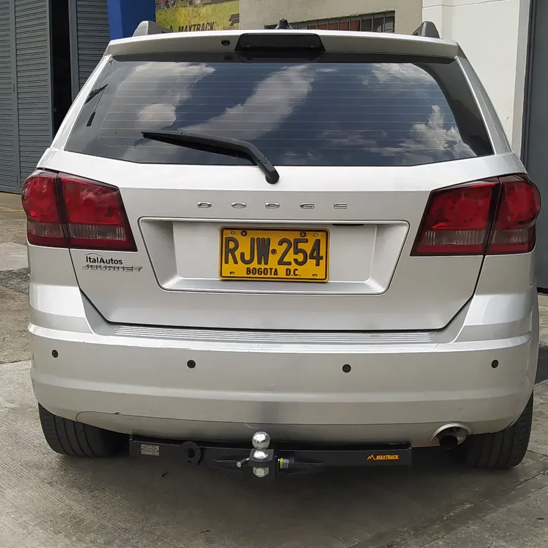 Tiro de Arrastre para Dodge Journey (Con Accesorios Para Remolque)