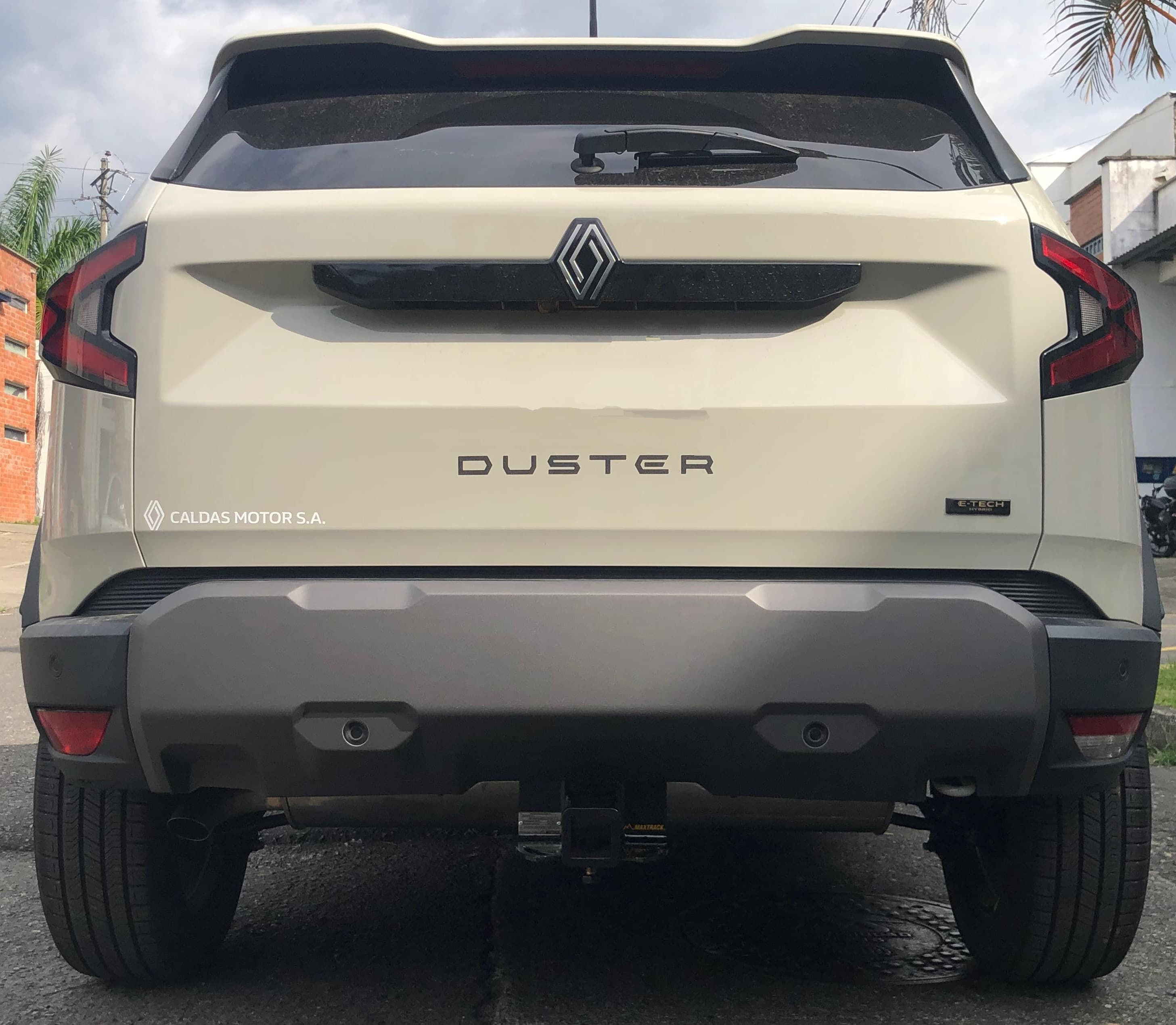 Tiro De Arrastre Para Renault Duster Hibrida (2026-2027) / (Sin Accesorios)