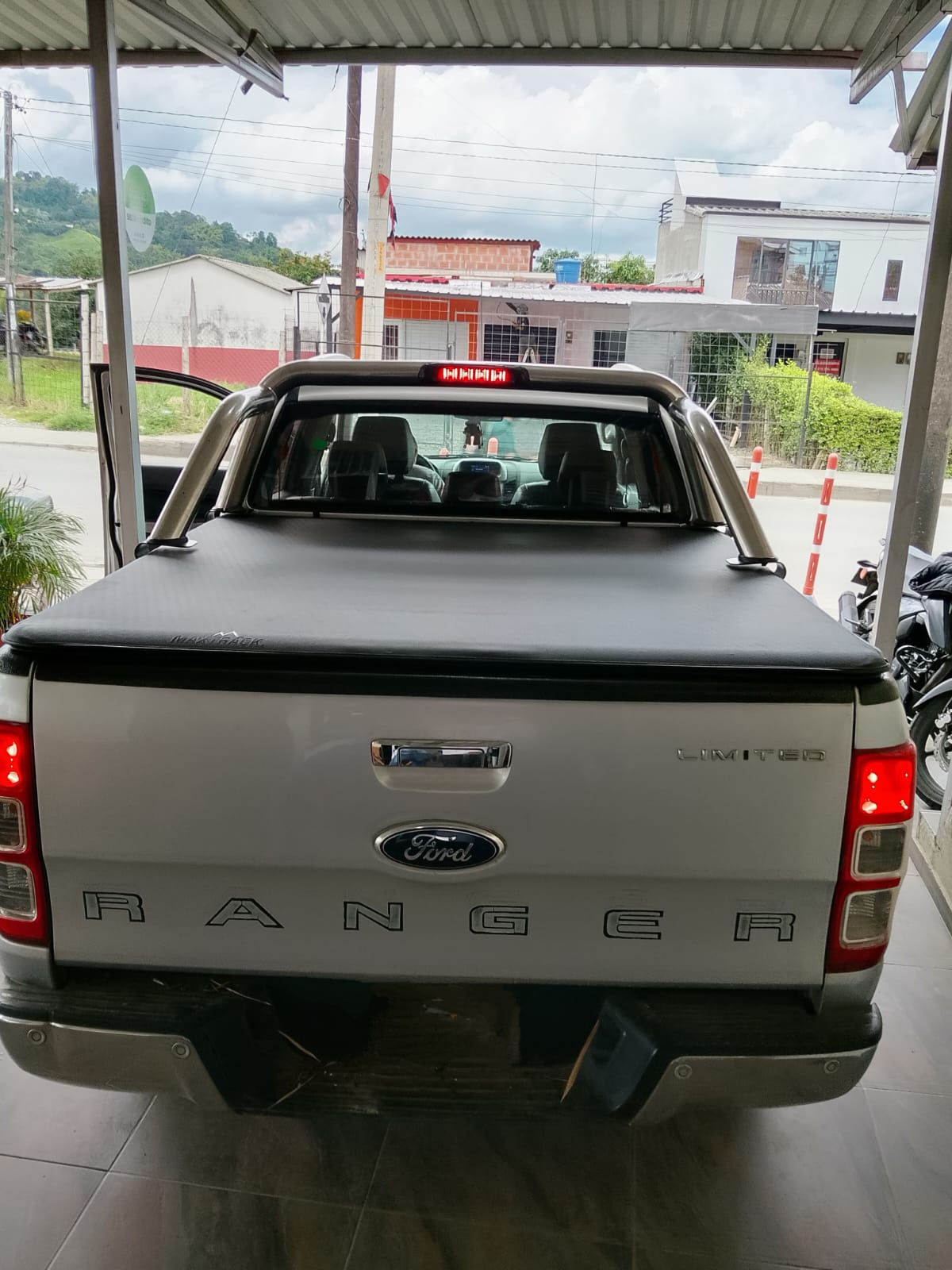 Carpa Para Ranger XLT/FX4/Limited Black (2013-2024) Con Elevadores De Barra