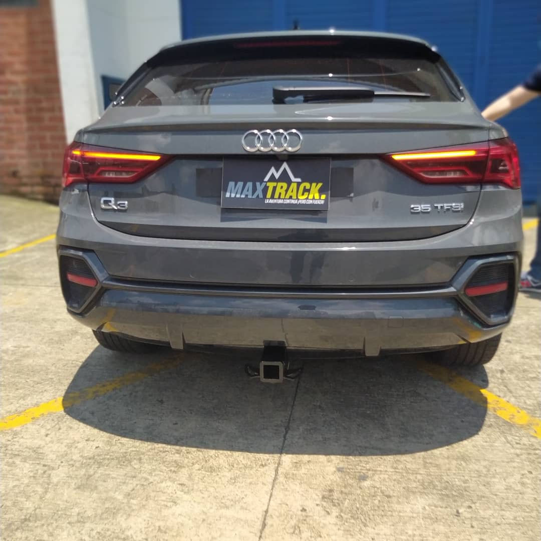 Tiro de Arrastre para Audi Q3 (2019-2026) Sin Accesorios