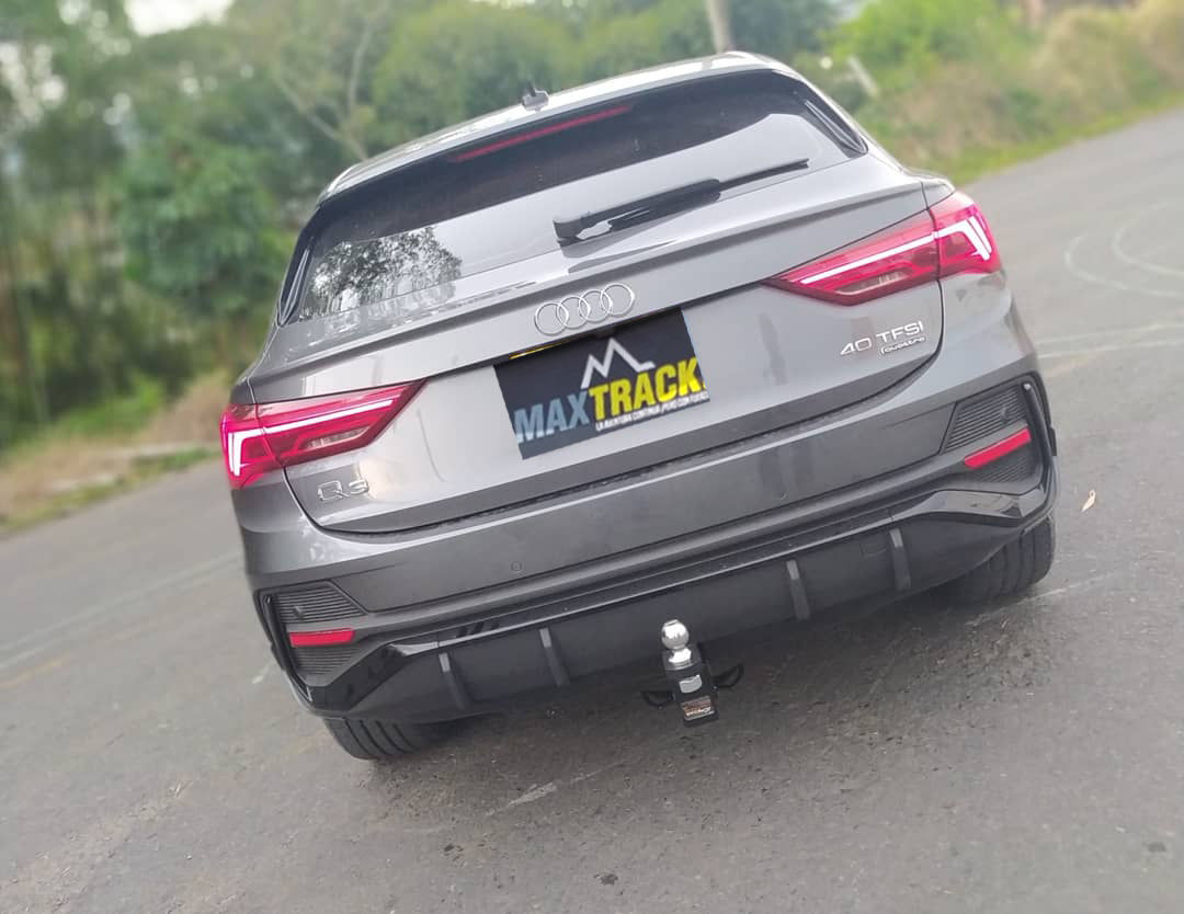 Tiro De Arrastre Para Audi Q3 (2019-2026) Con Accesorios Para Remolque