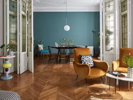 Come riconoscere mobili e oggetti Art Déco? Forme, materiali, lavorazioni e provenienza: una guida per orientarsi tra design e collezionismo.