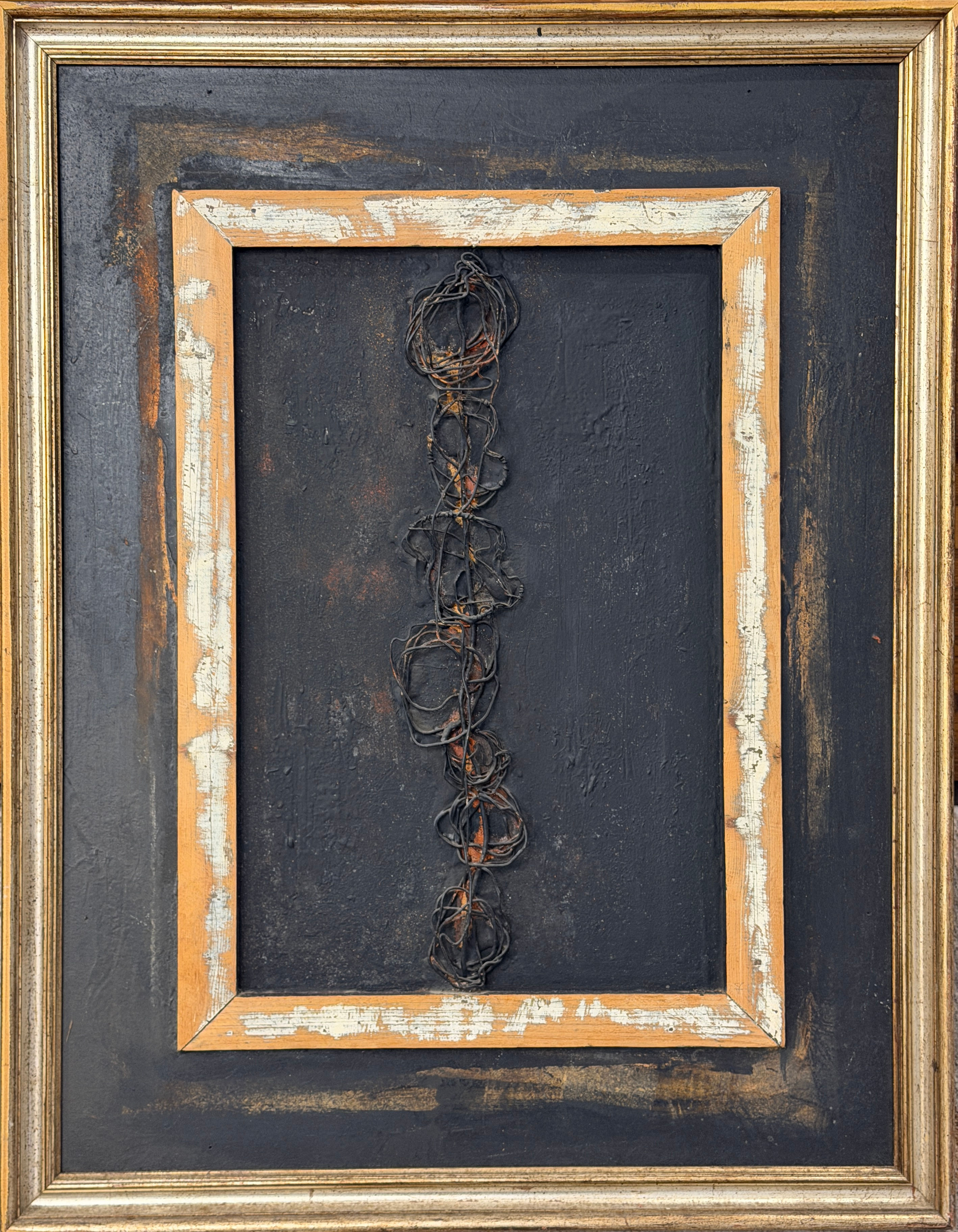 Carlo Pace, Spina dorsale, tecnica mista del 1975, 85x65 cm, composizione materica astratta con elementi filiformi su fondo s