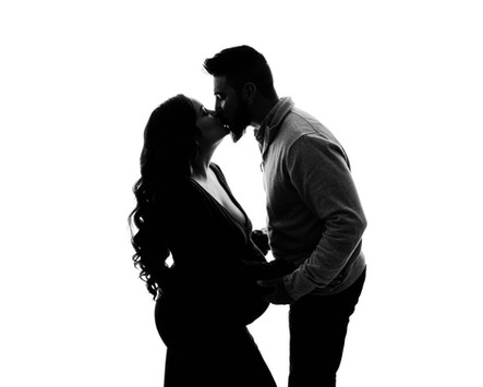 Top luxury maternity photographer in Dallas, Prosper, Frisco, McKinney, Plano, Aubrey, Celina