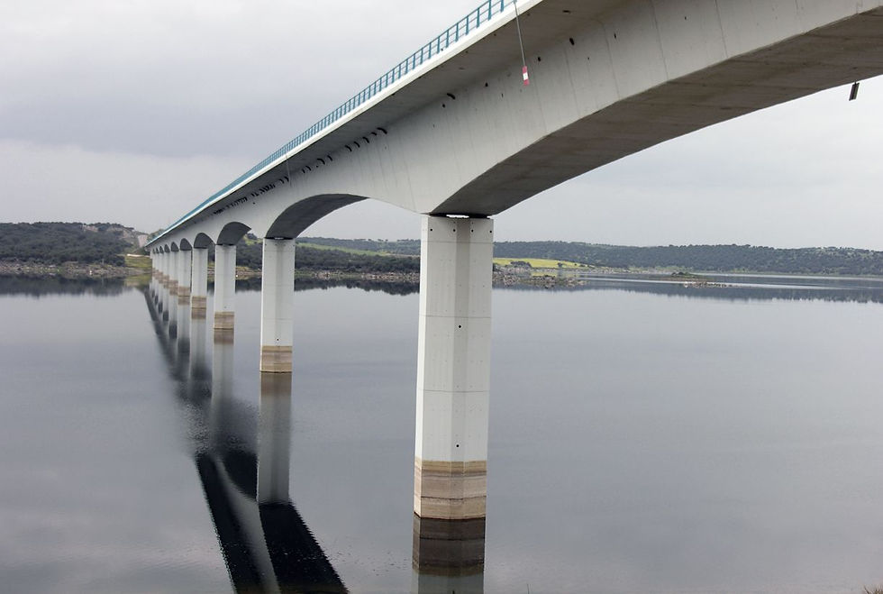 Ponte sobre o Rio Guadiana