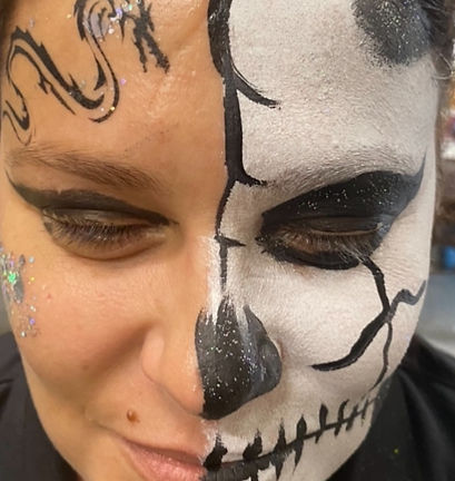 skull face paint