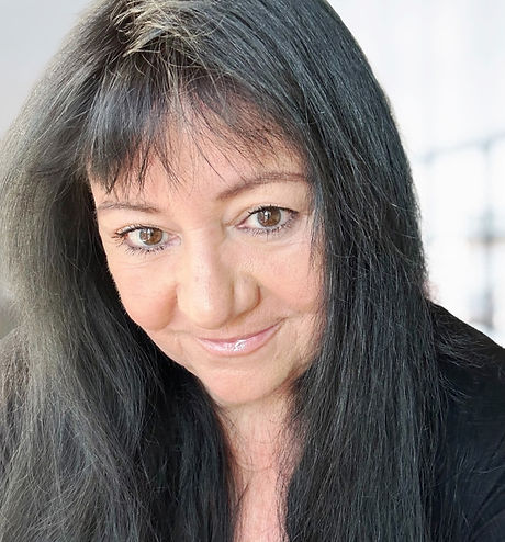 Brigitte Nada-Elisa Korinek inspiriert Menschen zu Selbstführung, mentaler Stärke und Bewusstsein – Mentorin & Ausbilderin fü