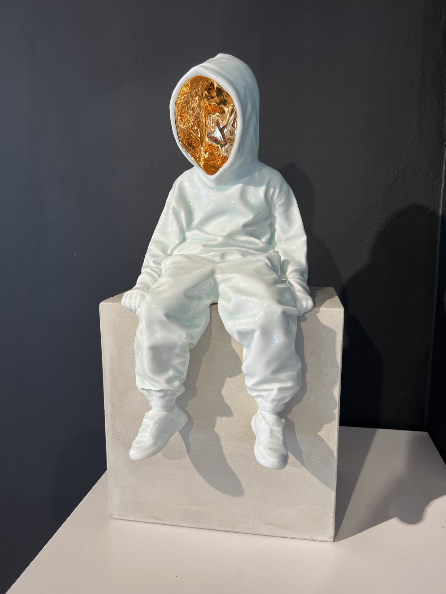 Huang YULONG - Top Dog (porcelaine)