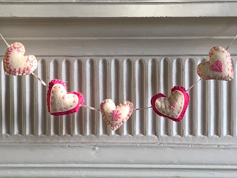 Thumbnail: Valentines heart bunting