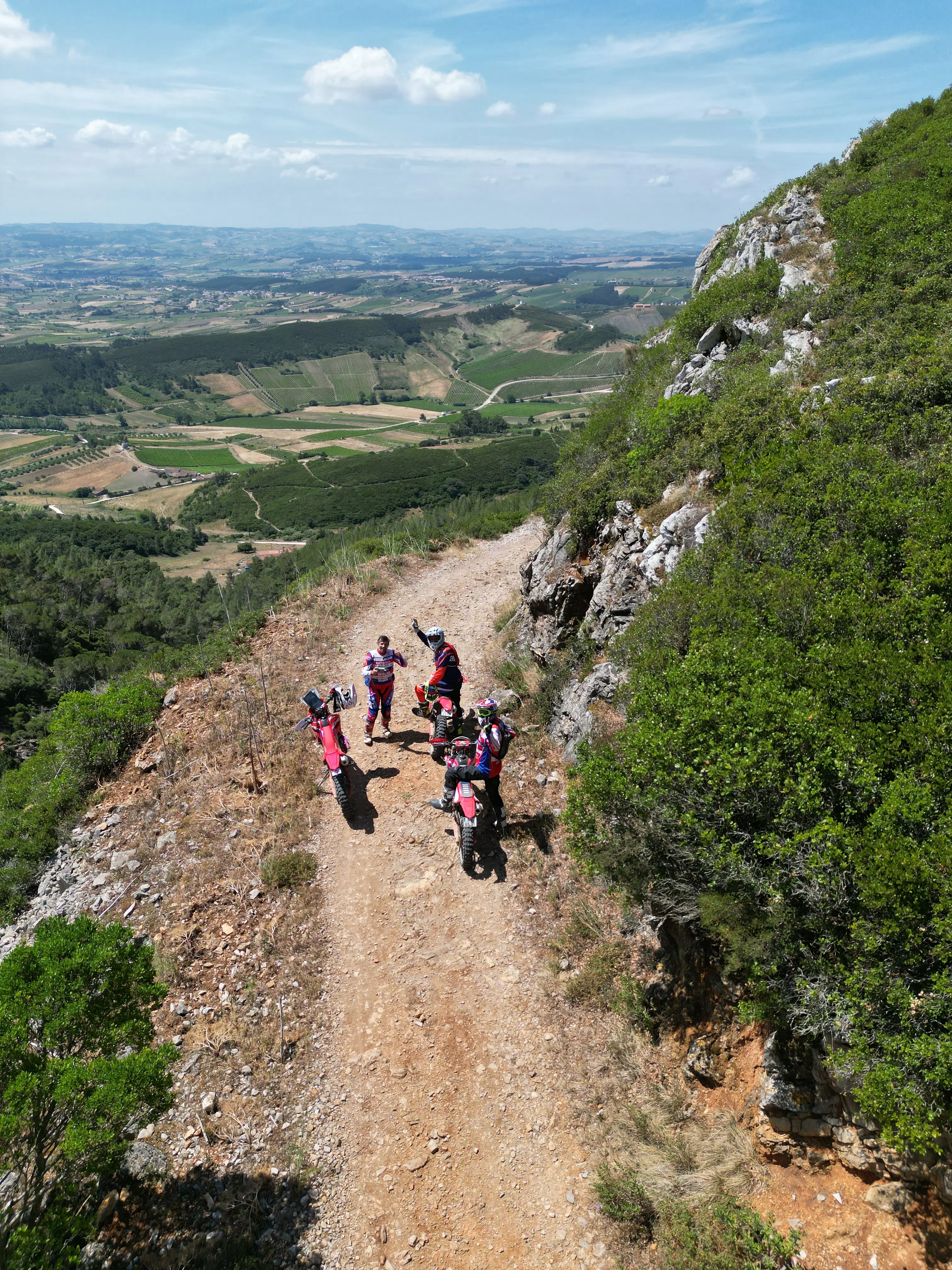 Tour Enduro 3h, Carregado