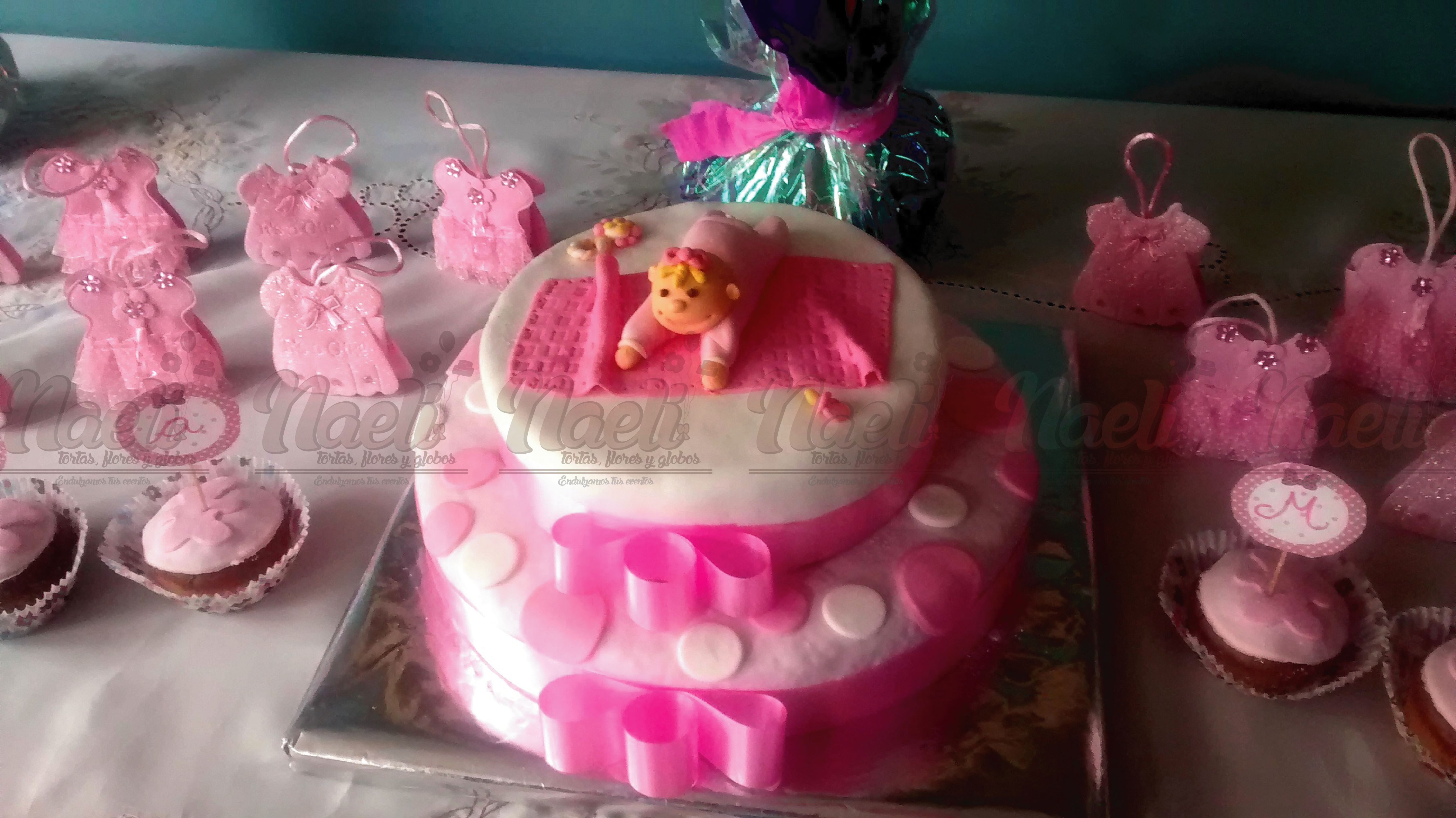Torta Naeli con Diseño para Baby Shower