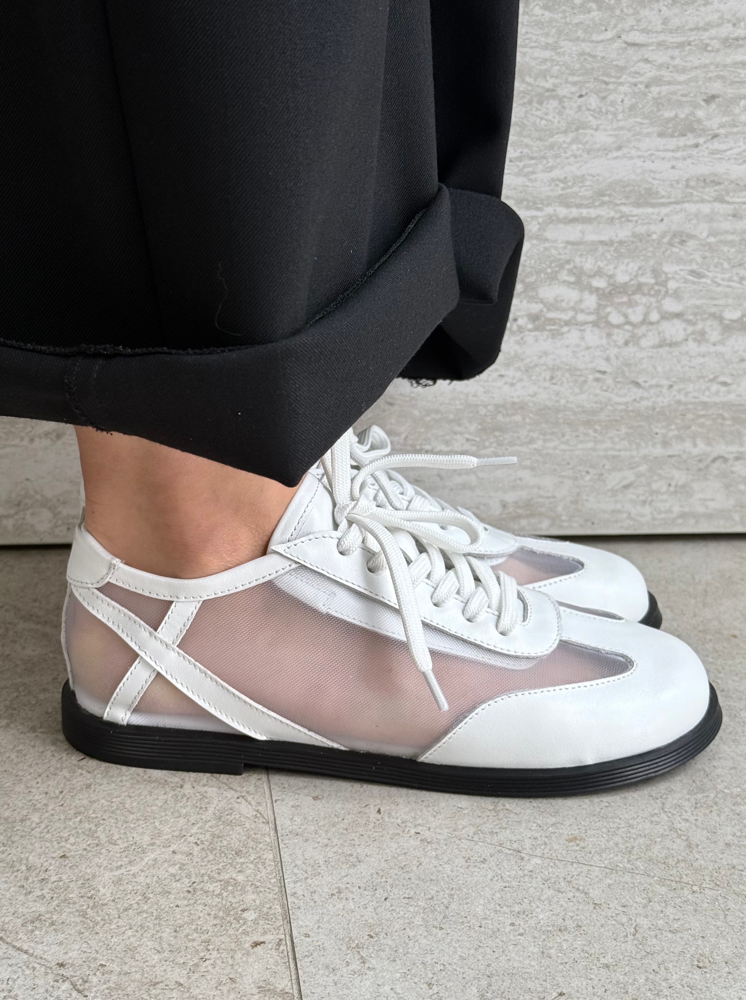 Анатомічні туфлі на шнурівці в сіточку артикул 4535