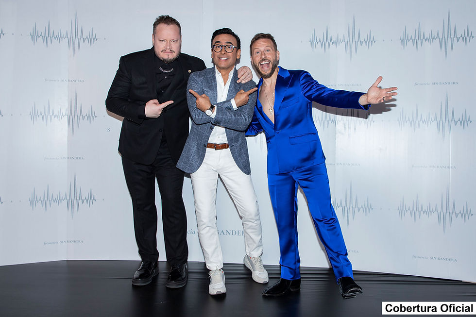 Sin bandera y Adal Ramones, Conferencia.