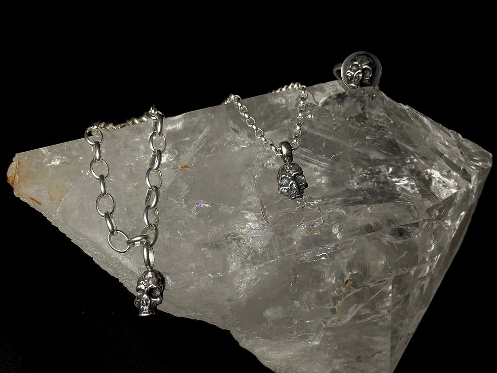 Thumbnail: Tartarus skull pendant