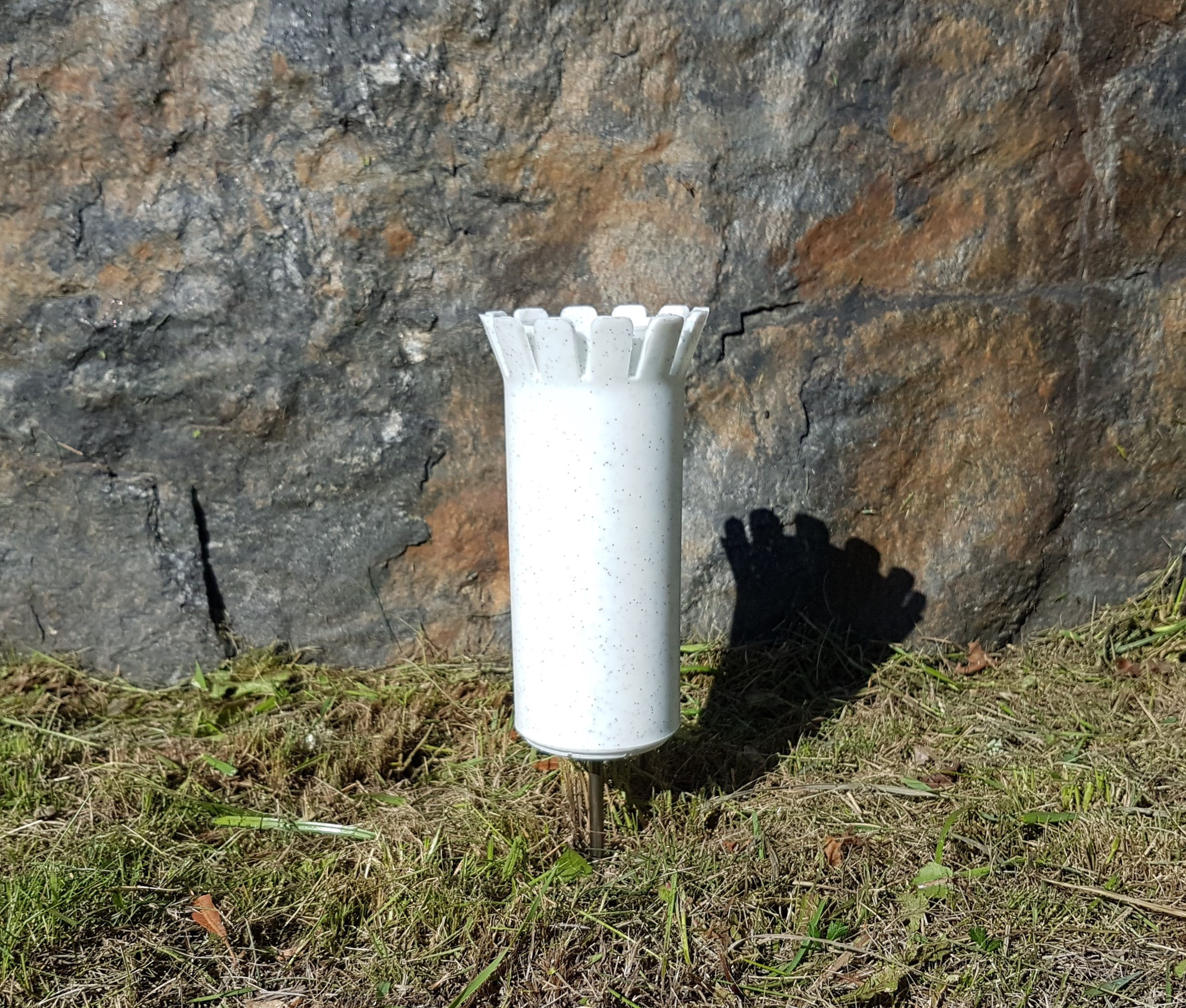 Gravvas Sofia med jordspett