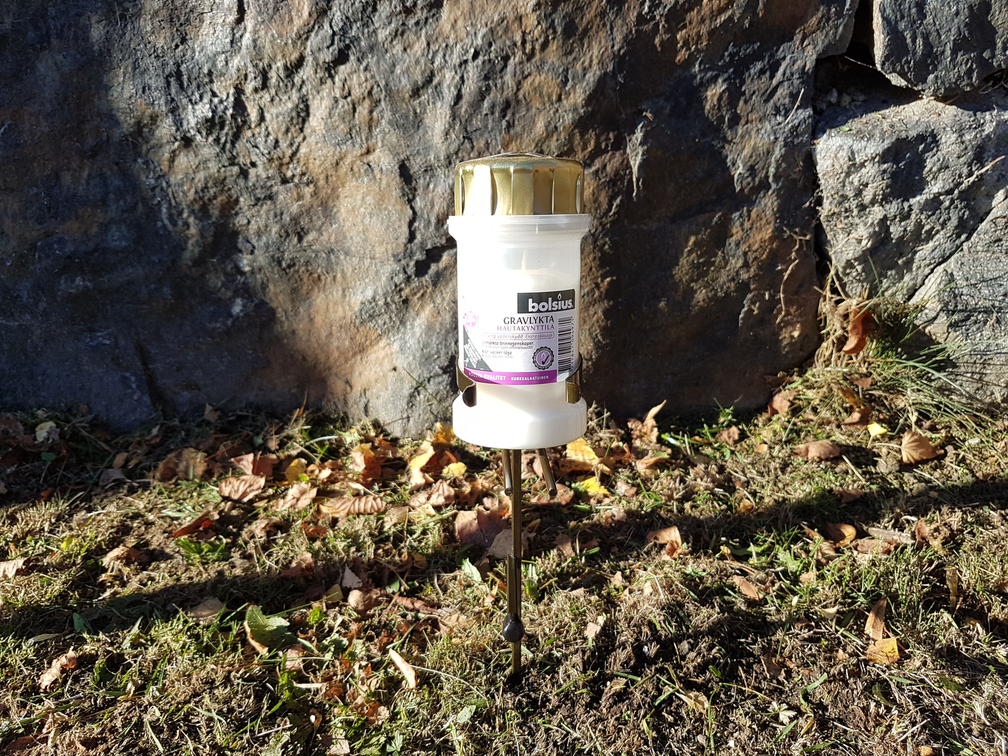 Hållare till gravljus eller marschall