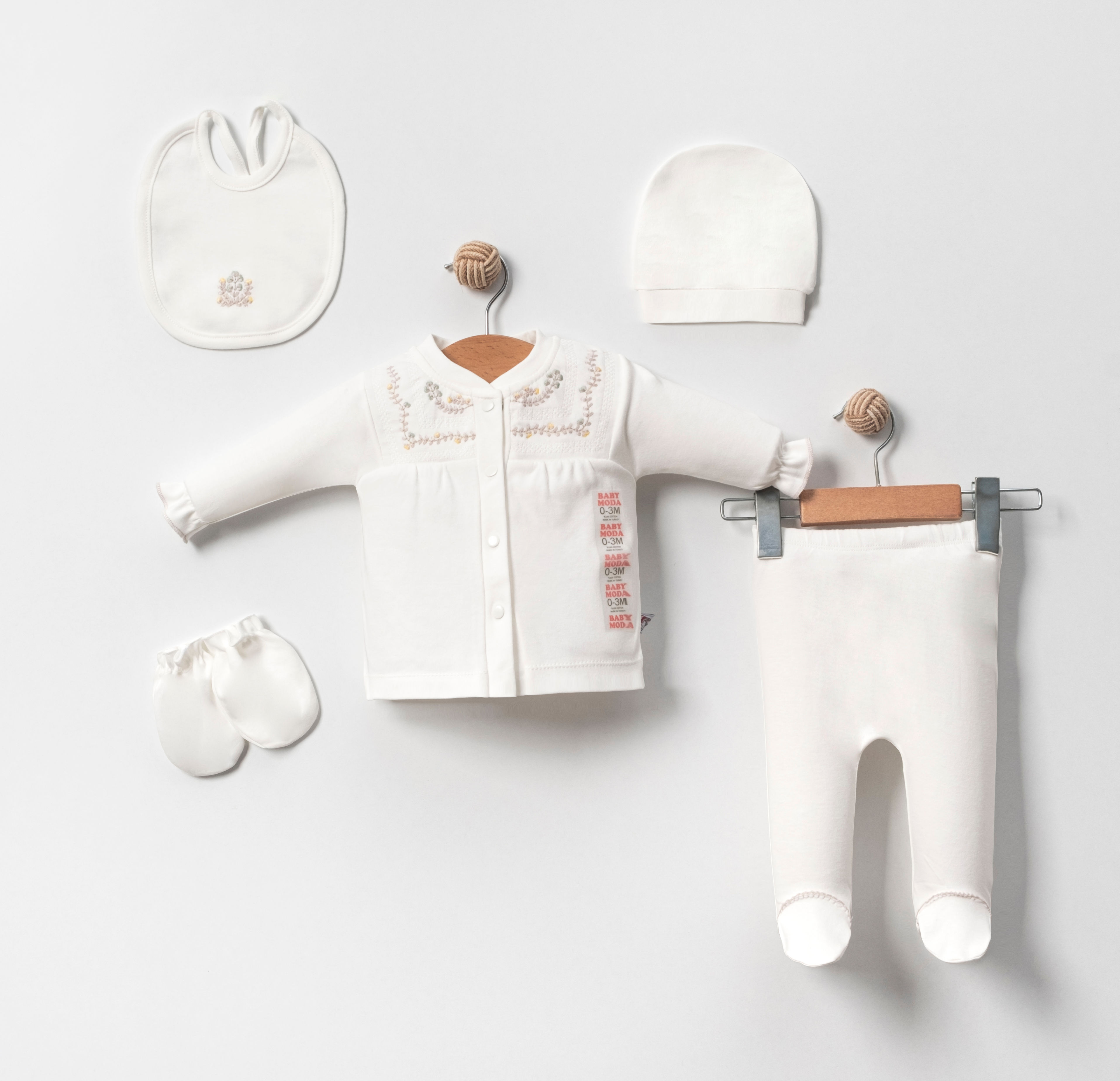 5’Li Takım Seti  %100 Dantelli Pamuklu Bebek Yenidoğan (KIZ)