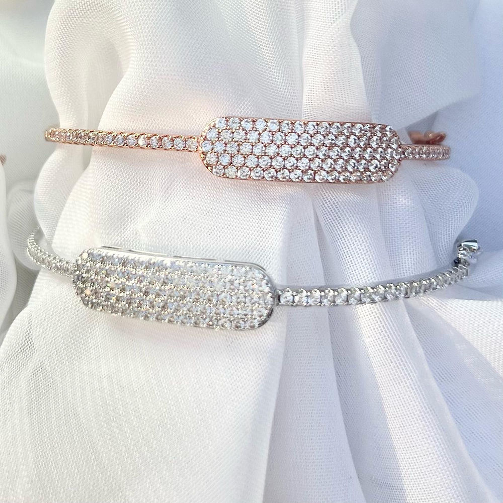 צמיד קשיח פלטה משובצת