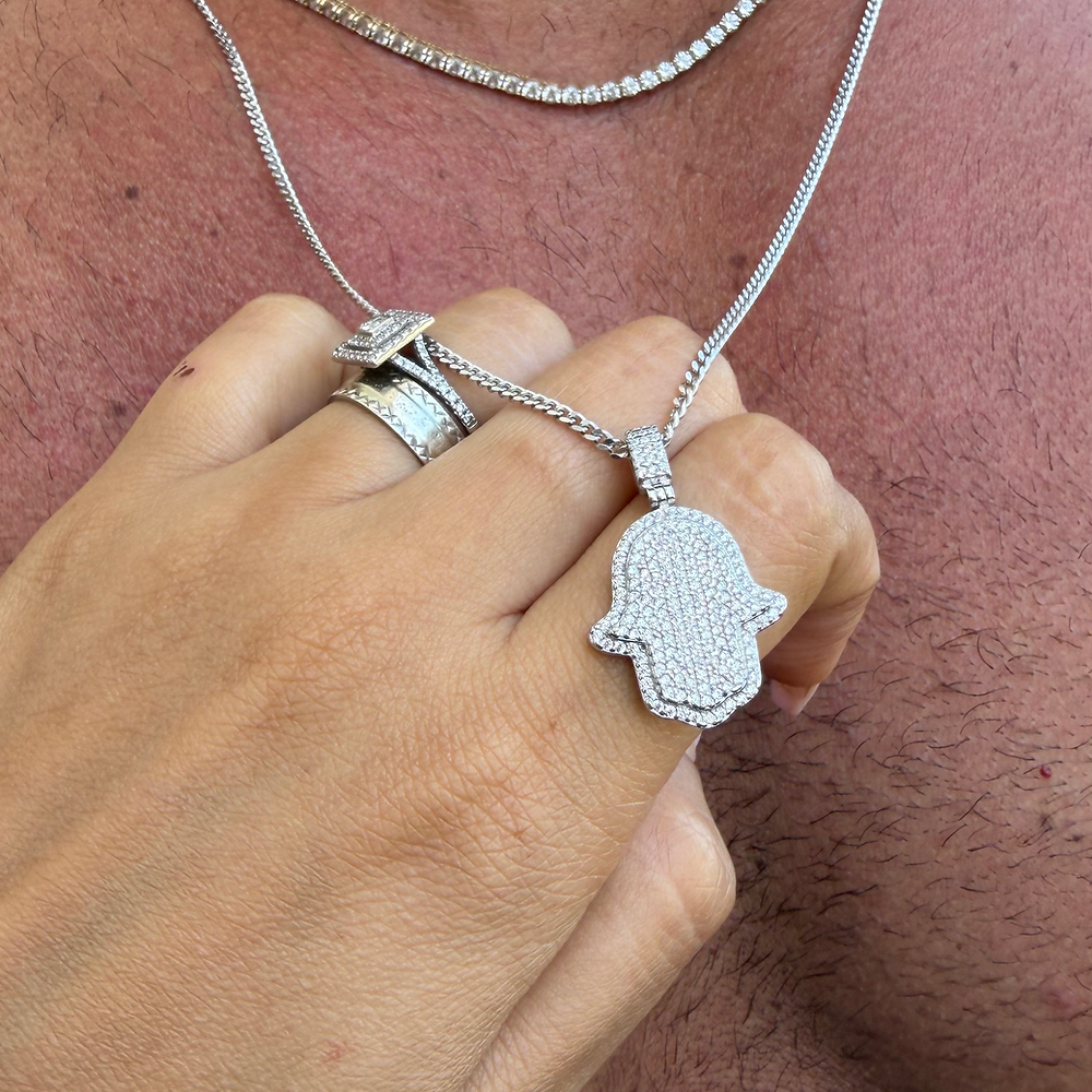 שרשרת חמסה משובצת