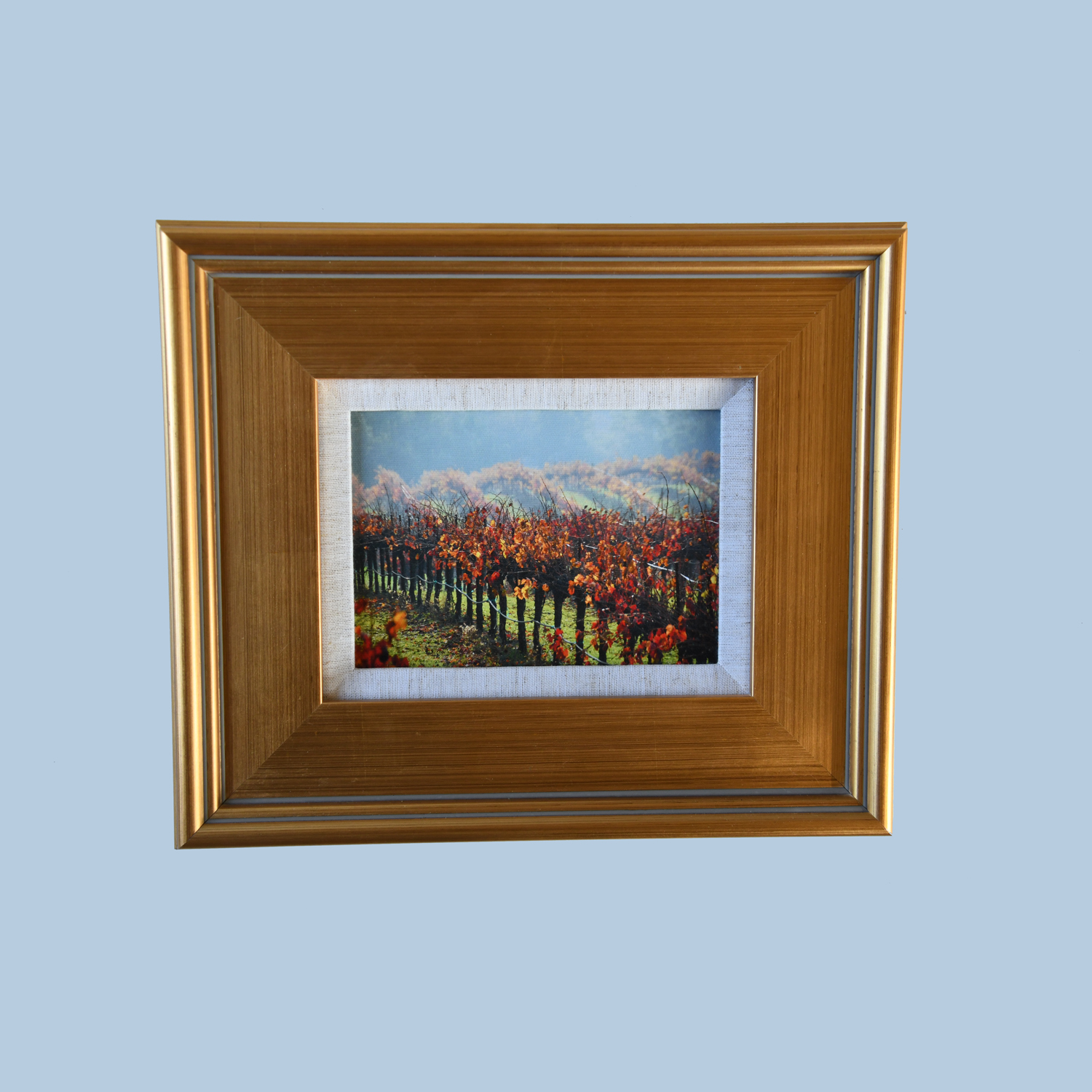 5x7 Misty Rolling Red Golden Frame