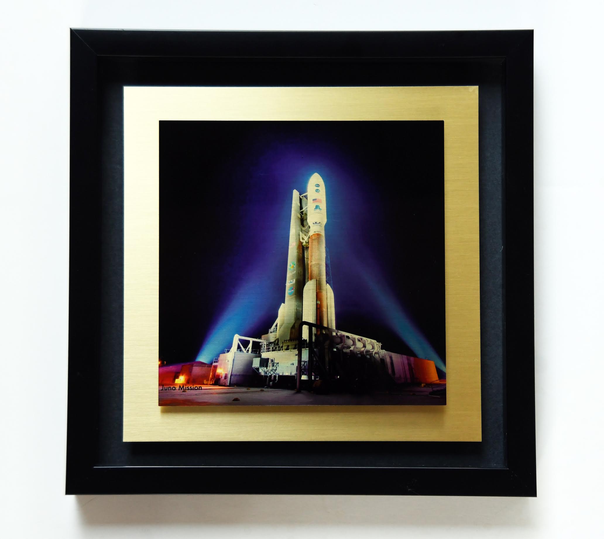 Juno 12x12 gold w shadowbox