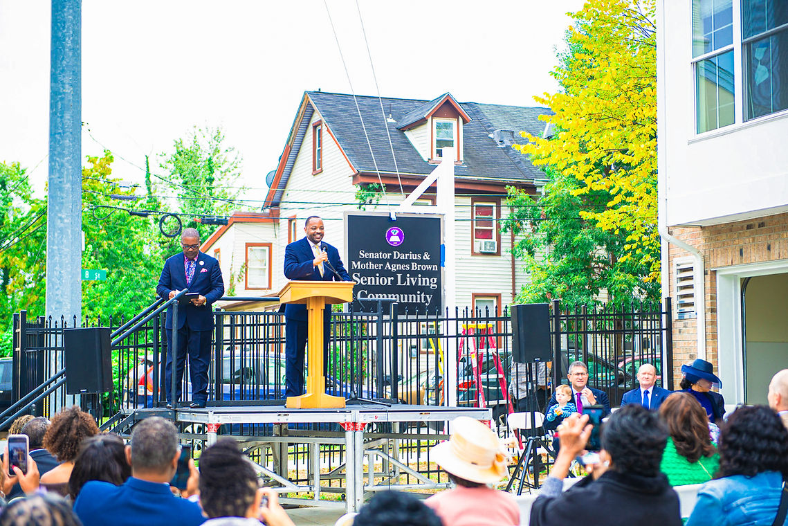 558864826_1214918410673748_6743051925146042036_n (1).jpg