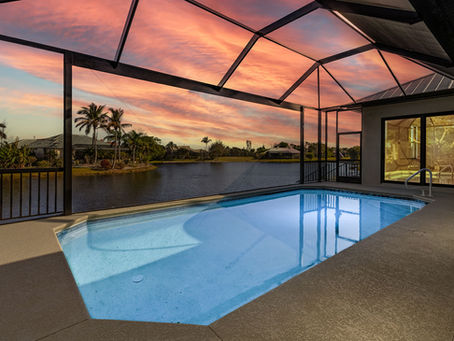 Saltwater vs. Chlorine Pools: What’s Best for Florida Homes?