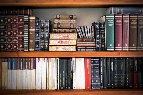 book-shelves-book-stack-bookcase-207662.