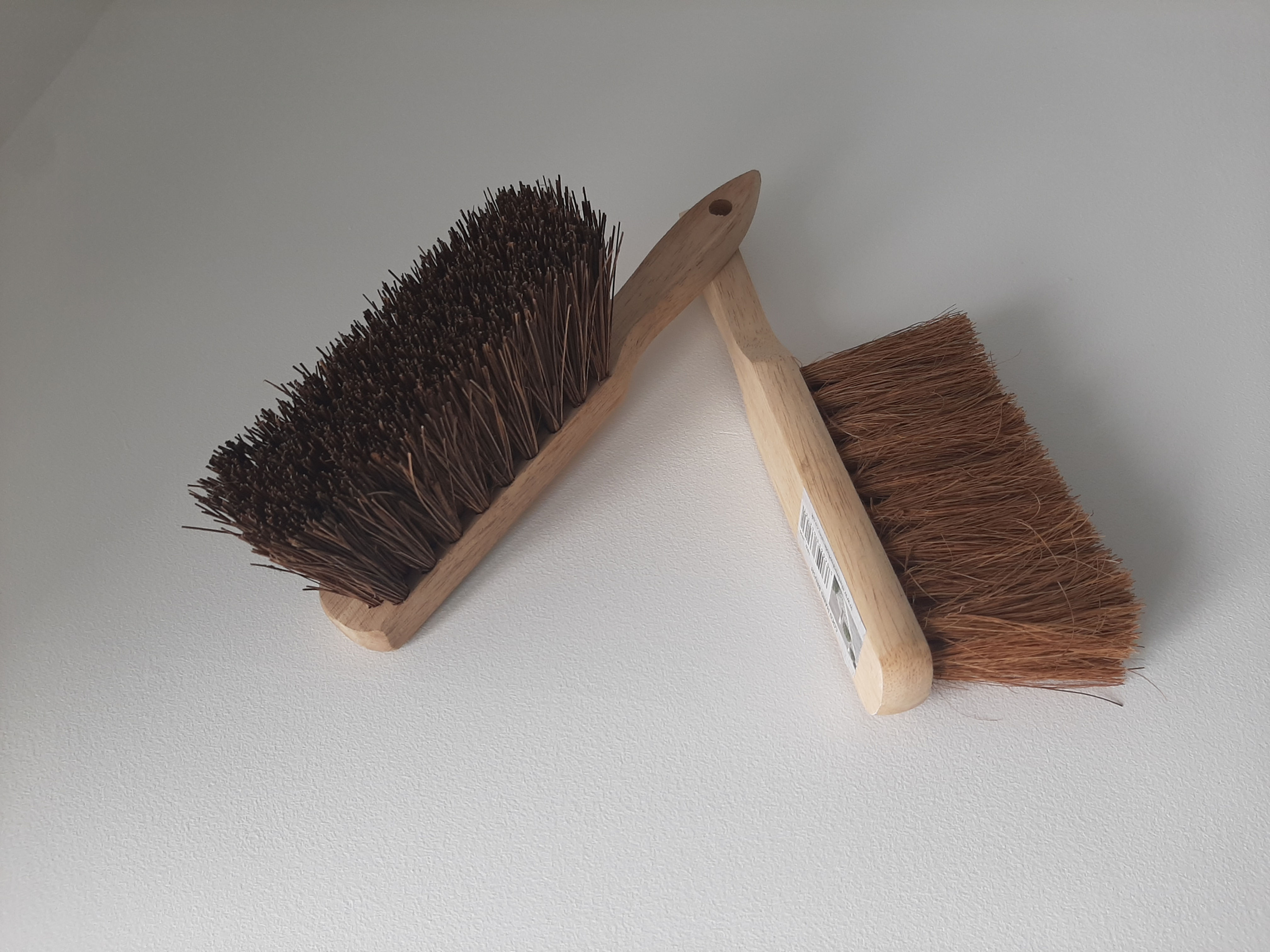 soft and hard brush set