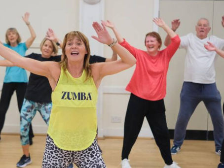 jo with dancers