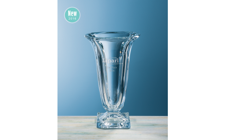 Regal Trophy Vase (S)