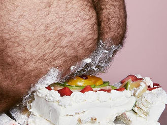 Sploshing: The Sexual Fetish Where People Sit On Cakes To Get Off