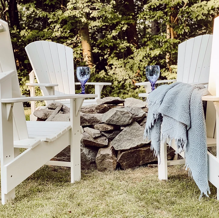 How to Build a Simple and Classic Backyard Stone Fire Pit