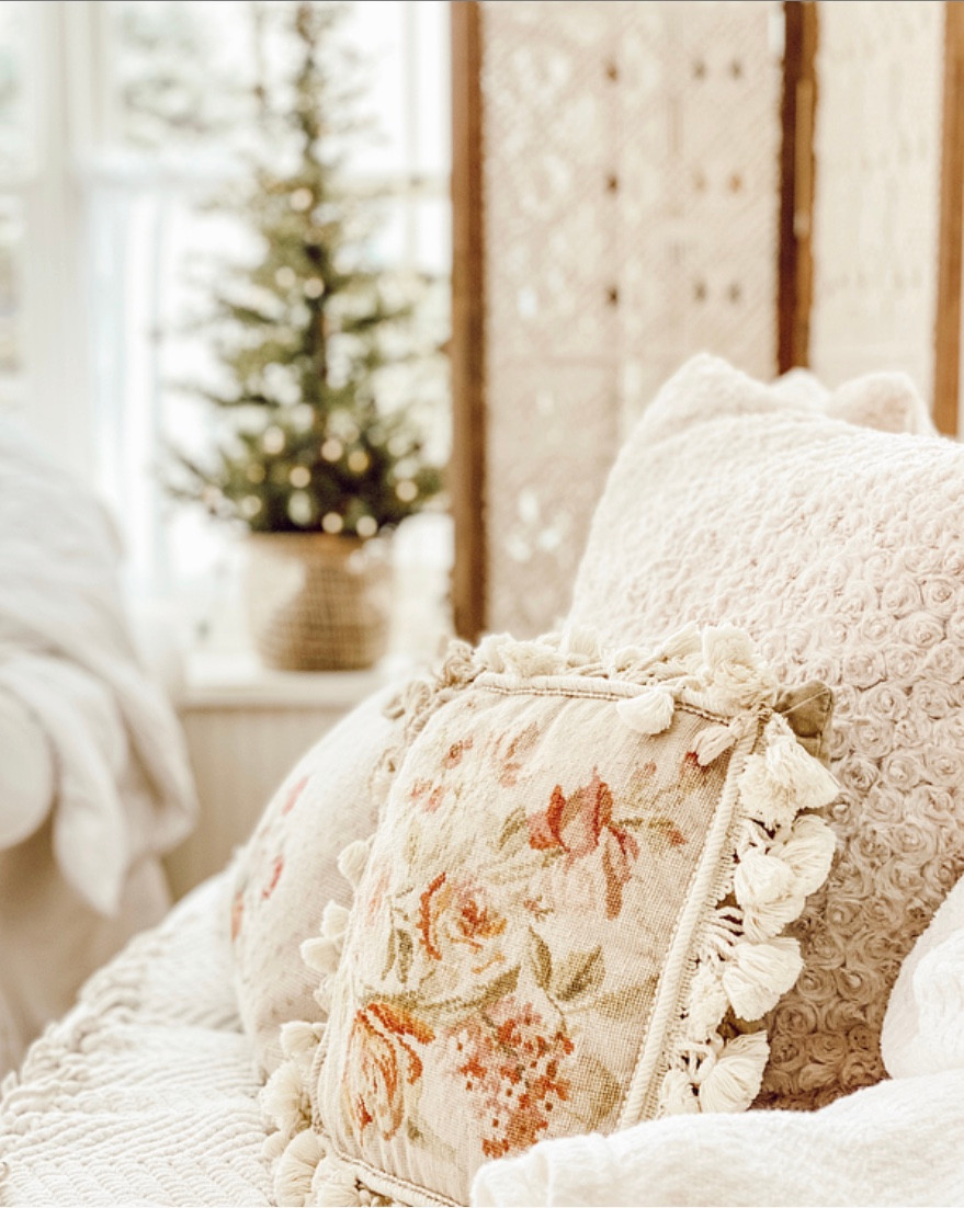 Decorating with Winter Whites
