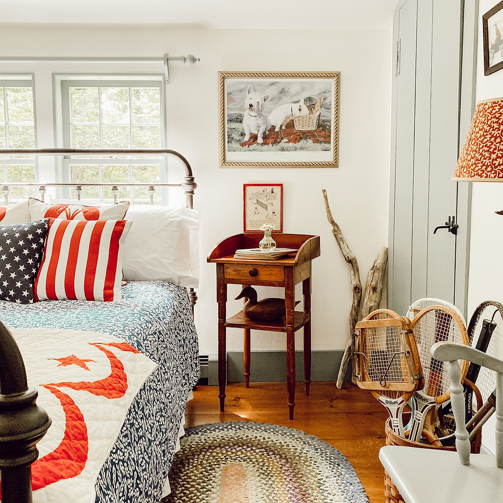 Decorating with Red, White, and Blue in the Guest Bedroom