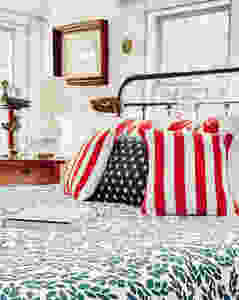 Decorating with Red, White, and Blue in the Guest Bedroom