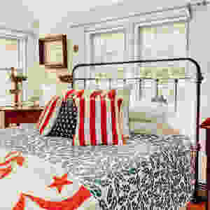 Decorating with Red, White, and Blue in the Guest Bedroom