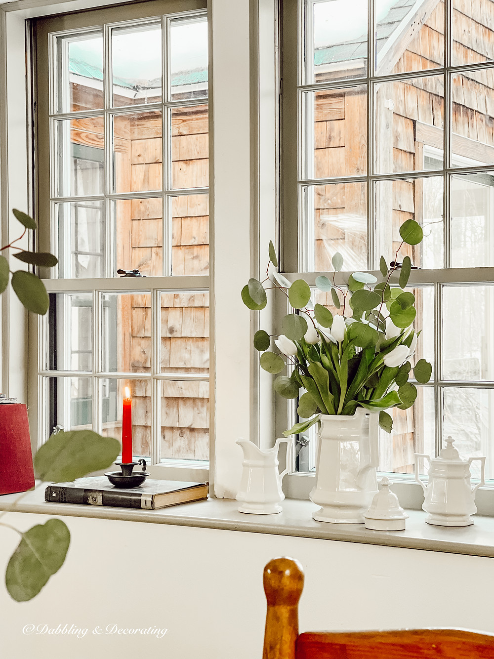 5 Easy Windowsill Decorating Ideas