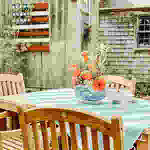 Backyard Table and Centerpiece