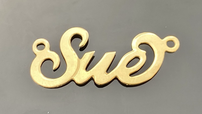 10K Gold Sue Pendant, 0.41g