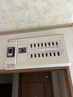 分電盤の交換をしました。