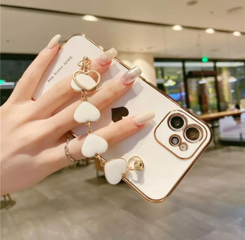 サムネイル： Love Heart  Phone Case For iPhones Shockproof Wrist Strap Chain Back Cover