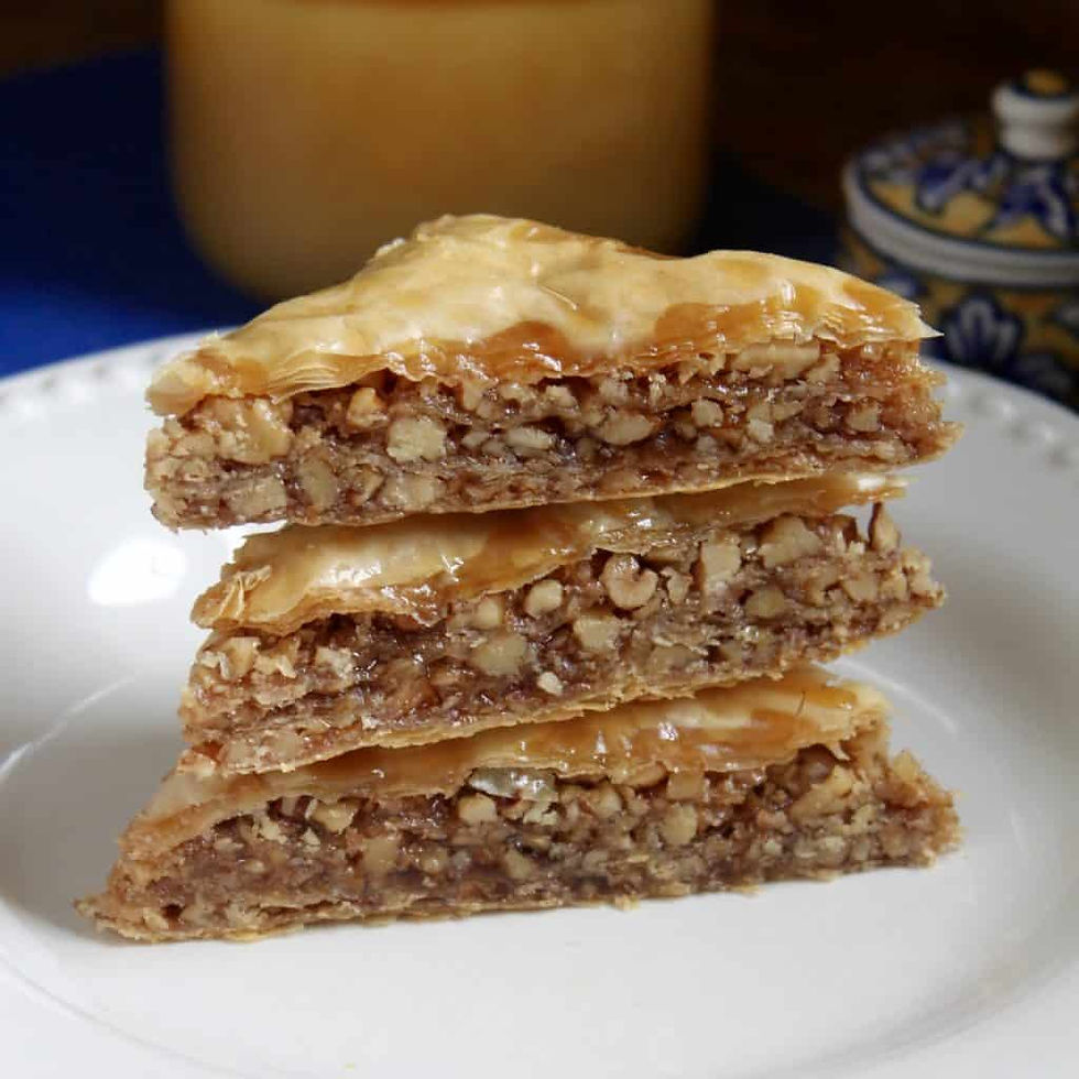 Baklava with Walnuts image