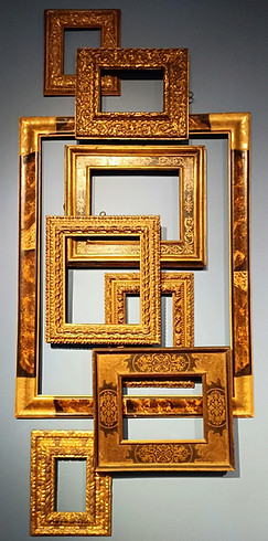 Bild mit goldenen Rahmen