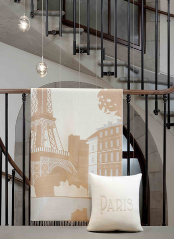 The Paris Throw by Viñas Genève