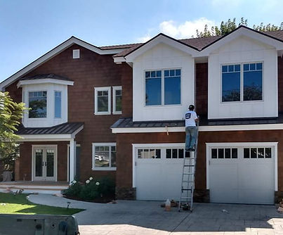 1224493240419251286 (1)_edited.jpg