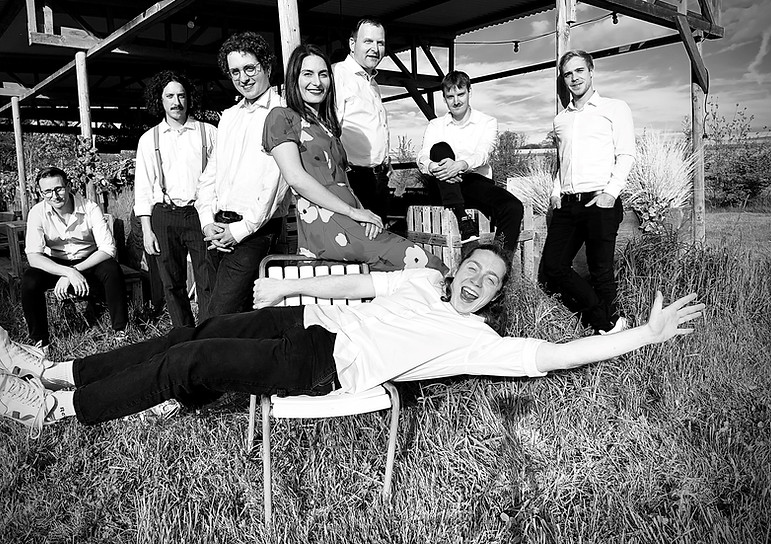 Foto The Instant band.jpg