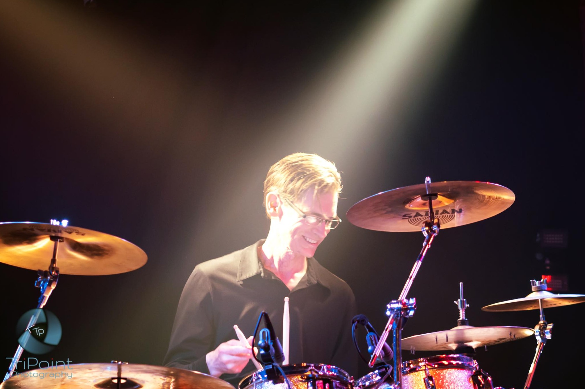 Derrick Raiter - drums
