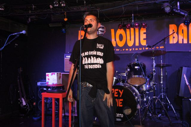 Gala de Magia 2011. A.M.I.-Asociación Tú Decides. Pablo informa